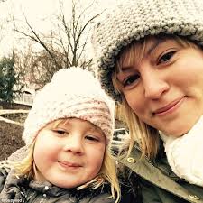 Mum Rosie Dutton writes honest post about her struggle with co-parenting