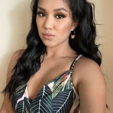 Ashley Estrella's Instagram, Twitter & Facebook