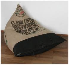 Reinsetzen Und Relaxen Toller Sitzsack Mit Einem Bezug Aus Einem Original Kaffeebohnensack Aus Guatemala Und Sac Toile De Jute Toile De Jute Sac Jute