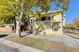 Seafood restaurant in sacramento, california. 3889 7 Th Ave Sacramento Ca 95817 Mls 20070634 Redfin
