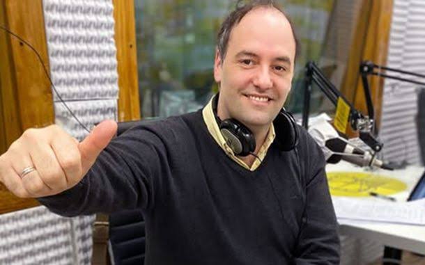 Manuel Adorni, de adolescente en redes digitales previas a internet a  candidato estrella de La Libertad Avanza
