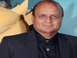 भारतीय क्रकेटर के पिता का निधन, जारी आईपीएल के बीच ट्वीट कर दी दुखद सूचना