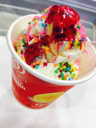 Happiness Station Kwality Walls Ice Cream Parlour At Rn 23 B Block Market Sector 62 Noida Swirls Sundae Shakes Cold C Street Food Walls Ice Cream Food