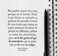 Culpa Lo Importante Es No Rendirnos Y No Dejar Que Lo Que Podriamos Haber Hecho Nos Controle La Clave De T Si Te Hace Reir Frases Inspiradoras Frases Bonitas