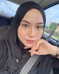 Pin By Lupey On Awek Tudung Girl Hijab Instagram Fashion