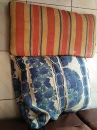 Beli bantal bantal & guling murah, terlengkap dan terpercaya | pembelian minimal 2 juta, bisa.berwarna putih, teksturnya lembut, dan terasa licin saat dipegang. Penjual Bantal Kapuk Jadul Kapukjadul Twitter