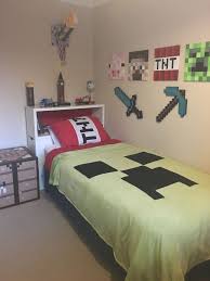 фигурки майнкрафт из бумаги схемы распечатать скины блоки и животные Diy Minecraft Bedroom Minecraft Bedroom Boys Bedrooms Bedroom Diy