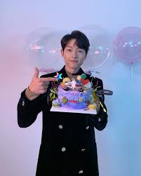 14th mnet asian music awards: Actor Song Joong Ki To Star In Heize S Comeback Mv Koreaboo
