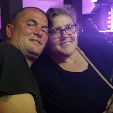 Looking for a quote for a man and van to get rid of this ☺️