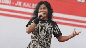 99 lagu romantis indonesia terbaik terbaru 2016 mungkin tidak sedikit orang yang menyukai lagu seperti ini, baik anak muda maupun orang tua pasti suka dengan lagu romantis. Arul Power Metal Luncurkan Album Baru 2016 Bercerita Tentang Alam Banjarmasin Post