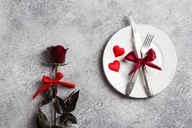 Si quieres puedes mirar más ideas para postres fáciles (por. La Cena Del Dia De Tarjetas Del Dia De San Valentin Que Cena Romantica Me Casa Compromiso De La Boda Con El Cuchillo De La Horquilla Del Regalo Y De La Placa