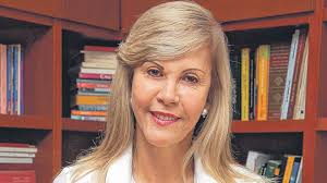 Dilian Francisca Toro, así sigue moviendo las fichas del poder en la región 