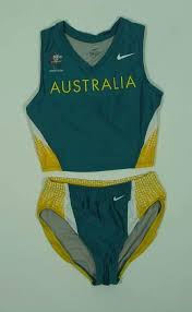 Asics have incorporated the iconic aussie green and current china climbing team sponsor kailas will be outfitting their two olympic climbers in. Women S Athletic Outfit 2000 Australian Olympic Games Team Uniform Australian Sports Museum