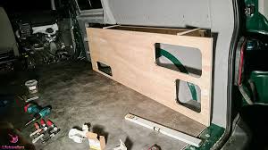 Platz sparen und stauraum schaffen mit dem selbstgebauten bett Vw T5 Ausbau Mobelplanung Fur Den Vw Bus Lifetravellerz Blog