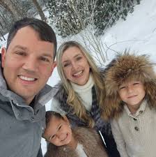 Single seats for F100 with console in between