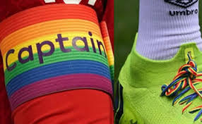 Premier League bans rainbow laces and captain's armbands amid growing controversy - Soccer Tonic