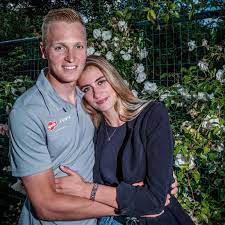 Schaafwonden voor tim merlier na val: Koerskoppel Merlier En Vandenbroucke Ik Wilde Geen Leven M Het Belang Van Limburg Mobile
