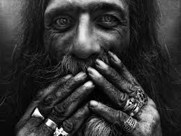Black And White Goosebumps These Striking Black And White Portraits Will Give You Goosebumps Black And White Portraits Lee Jeffries White Photography