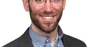 Andrew Dillon's Instagram, Twitter & Facebook