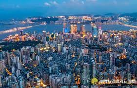 The local media face strong competition from hong kong. æ¾³é–€é€£11å¹´ç™¼ç´…åŒ…æ¯äººæ‹¿3 3è¬ç¶²è«· çª®å¾—åªå‰©ä¸‹éŒ¢ Ettodayå¤§é™¸æ–°èž Ettodayæ–°èžé›²