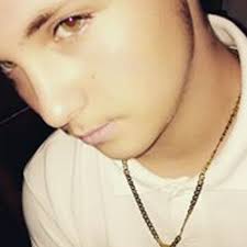 Stream Devon Aldridge music