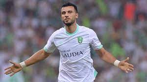عمر جهاد السومة (28 مارس 1989)، هو لاعب كرة قدم سوري من مواليد دير الزور، سوريا، يلعب في مركز الهجوم مع نادي الأهلي السعودي و‌منتخب سوريا لكرة القدم. Ù‡Ø±ÙˆØ¨ Ø¬Ù…Ø§Ø¹ÙŠ Ù„Ù†Ø¬ÙˆÙ… Ø§Ù„Ø£Ù‡Ù„ÙŠ Ø§Ù„Ø³Ø¹ÙˆØ¯ÙŠ Ø¹Ù…Ø± Ø§Ù„Ø³ÙˆÙ…Ø© Ù„Ù„Ù‡Ù„Ø§Ù„ Ø£Ù… Ø§Ù„Ù†ØµØ± Ø±ÙŠØ§Ø¶Ø© Ø¹Ø±Ø¨ÙŠØ© ÙˆØ¯ÙˆÙ„ÙŠØ© Ø§Ù„Ø¥Ù…Ø§Ø±Ø§Øª Ø§Ù„ÙŠÙˆÙ…