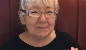 Joan Ouellette's Instagram, Twitter & Facebook