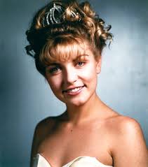 Windsor is a small town not far from london which is about a thousand years old. Laura Palmer Twin Peaks Wiki Fandom
