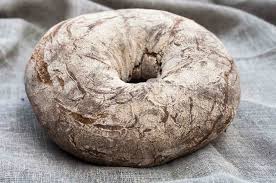Breads Of Italy Panis Farreus 100 Einkorn Ring Bread Einkorn Roman Food