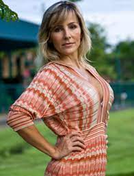 Every minute there are many beautiful mature ladies and young handsome men using cougard. The Most Enticing Cougar Dating Portals In Comparison Datingscout Com