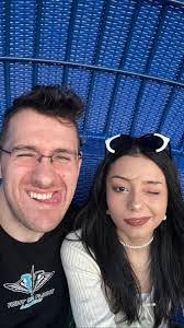 Barbara Buzzard's Instagram, Twitter & Facebook