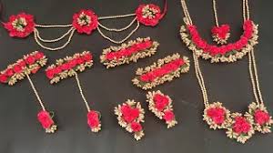 We are among the reputed organizations, highly engaged in providing an optimum quality range of wedding floral jewellery. Flower Jewellery Making At Home Flower Jewellery For Haldi Flower Jewellery For Baby Shower Youtube