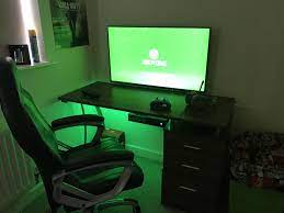 New Xbox One X Setup With 4k Tv Gaming Room Setup Room Setup Pc Setup