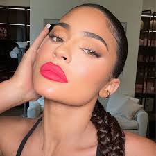 Kylie Cherry's Instagram, Twitter & Facebook