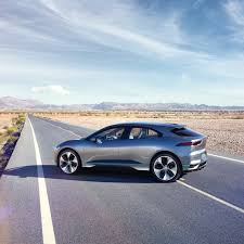 Geben sie ganz einfach ihr wunschauto ein und wir vergleichen alle inserate. The All Electric Jaguar I Pace Is Aimed Right At The Model X The Verge