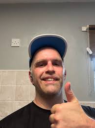 Aaron Wardle (@theaaronwardle) • Instagram photos and videos