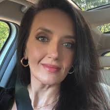 2025 doesn't have to been the year you transform your body to its previous  shape. It can be the year you focus