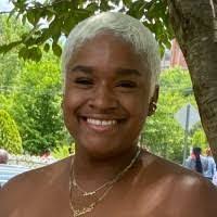 Shaquana Bell's Instagram, Twitter & Facebook