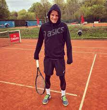 Goffin have used this racquet setup for quite some time. David Goffin On Twitter Munich Style Bmwopenbyfwuag