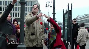 On october 7, 2015, italian national and pizza restaurant owner rolando del torchio was kidnapped in dipolog city, capital of zamboanga del norte province. Knit The City Berlin Yarnstorm Youtube