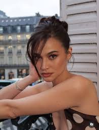 Anne Curtis Smith in Paris