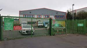 An post sorting office evacuated in limerick after a suspicious package was discovered early on friday morning, army bomb squad requested. Eric Clarke Ø¹Ù„Ù‰ ØªÙˆÙŠØªØ± There Will Be No Mail Delivered Across Most Of Limerick Today After An Post Depot On Dock Rd Evacuated Suspicious Package Discovered In International Mail Returns Centre Staff