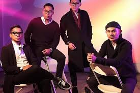 Namun, apa boleh buat, tugas dan deadline selalu menghantui kapan pun dan di mana pun. Liriknya Ngena Banget Ini 8 Lagu Seventeen Yang Tenar Di Era 2000an