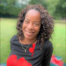 Meet Miss Broken Shaker, Chloe Spence. Chloe is a 23 year old Medical  Student from Belfast. Describe yourself in three words? Smiley, Optimistic,  Determined. What's your top beauty tip? Drink water and