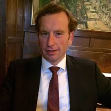 Mitarbeitende von Fitch Ratings