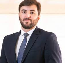 Na mesma entrevista, foi anunciado Patrick Nazari. O vereador e advogado  irá concorrer a prefeitura na sucessão de Sandro Cirimbelli. Combativo na  tribuna da Câmara, Patrick foi líder de governo progressista no