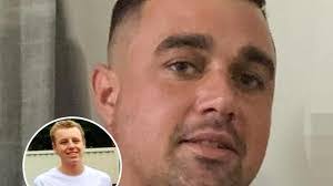 Dennis Turnbull's Instagram, Twitter & Facebook