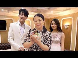 Rimar callista mengaku tak menyangka bisa lanjut ke babak grand final. Online Performances Of Dimash His Mother And Sister Dudarai We Are One Stay Home Artofit