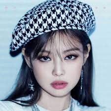 Jennie with bangs><