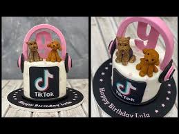 Cake design tik tok geburtstag. Yuesen Tik Tok Partydekorationen 15pcs Tik Tok Happy Birthday Banner Ballons Cake Topper Turschmuck Fur Kinder Jungen Madchen Geburtstagsparty Musik Karaoke Partyzubehor Girlanden Luftschlangen Konfetti Zaegel Held Banner